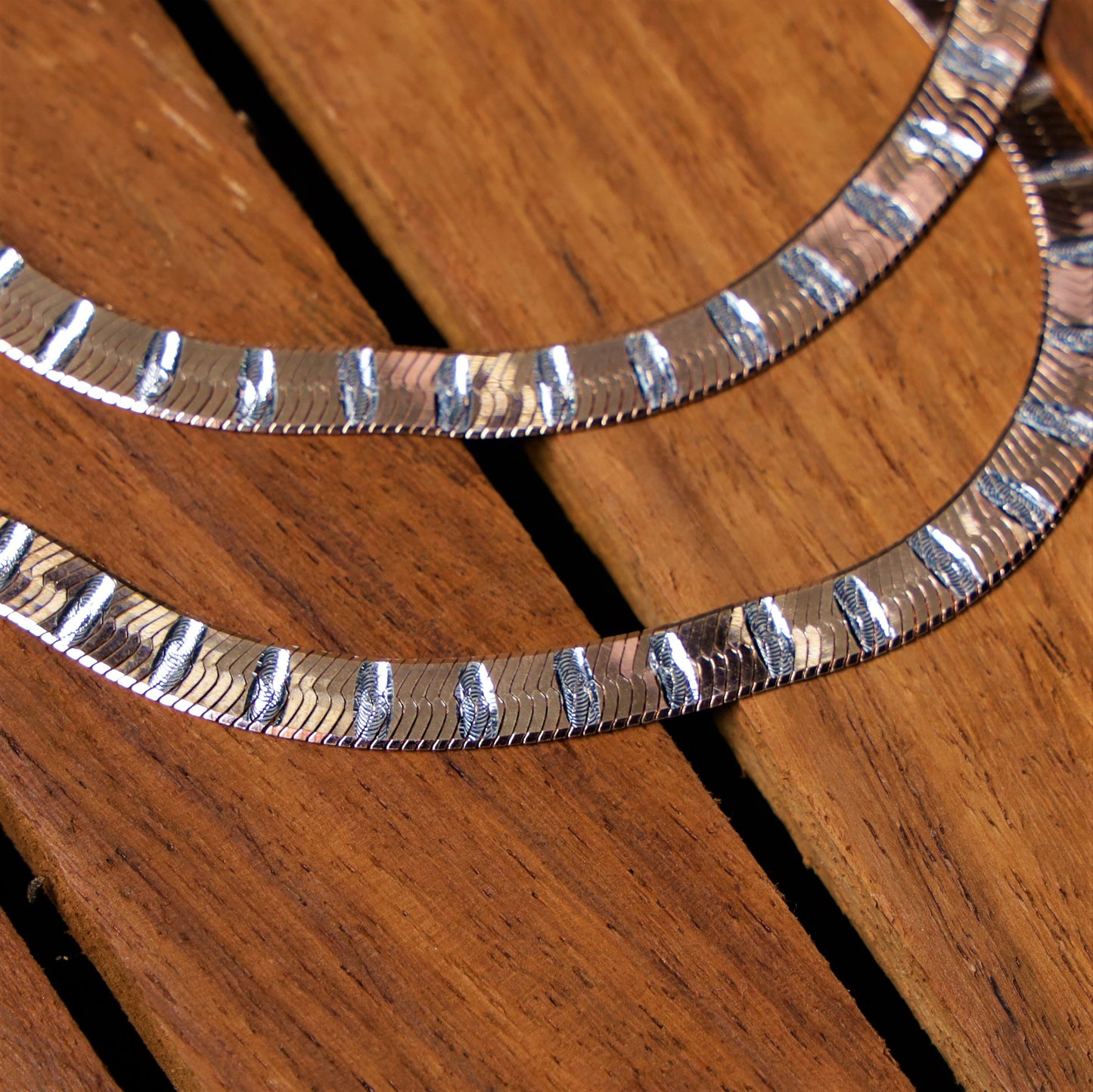 Italian Dual Tone Intricate Design Anklet